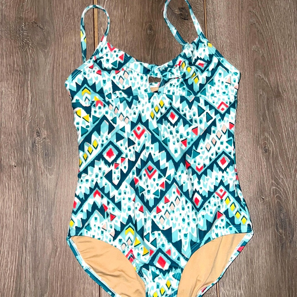 Bathing suit
